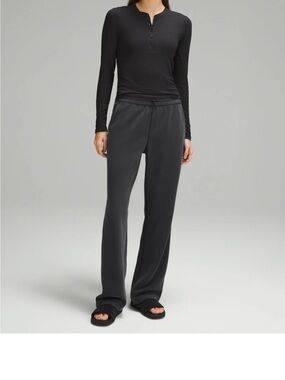 lululemon athletica women's navy wide-leg pants